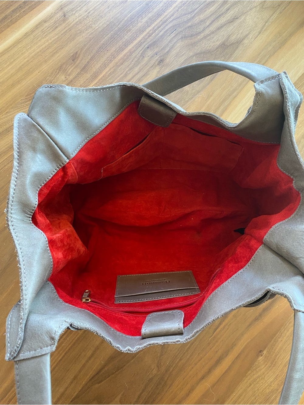 Hammitt tote bag in Scott E Bailey’s style, soft leather with original tags. - Picture 5 of 8